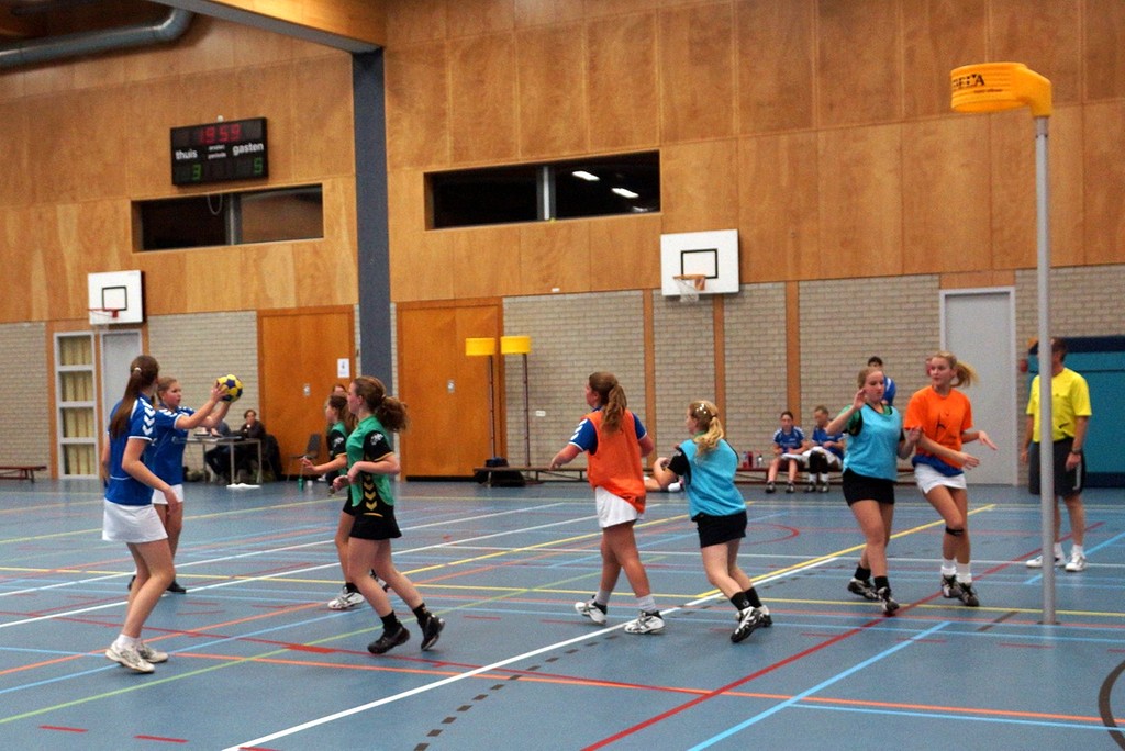 Korfbal B4  30 november-043.jpg